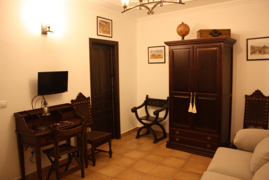 La Posada Del Infante La Puebla de los Infantes Room photo